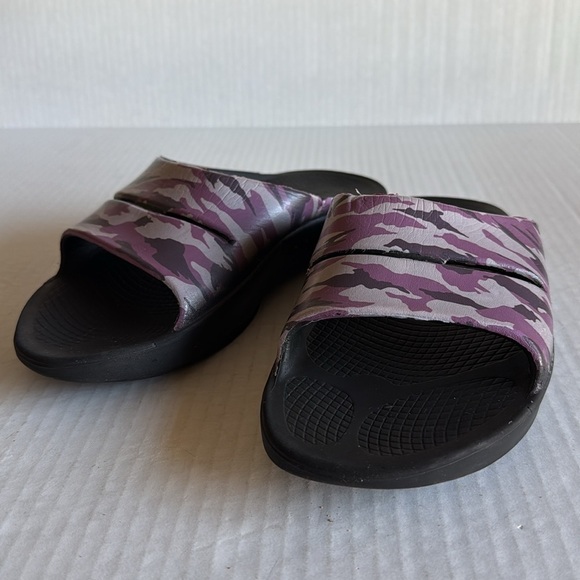 Oofos Ooahh Purple Camo Slides main image 11